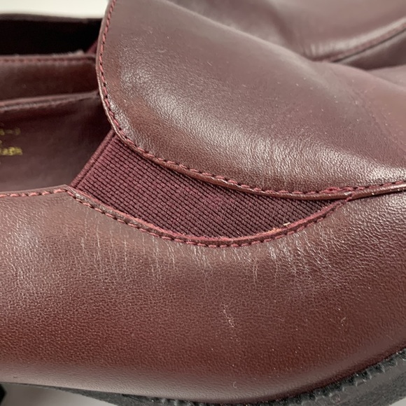 What’s What burgundy heels - Picture 10 of 11